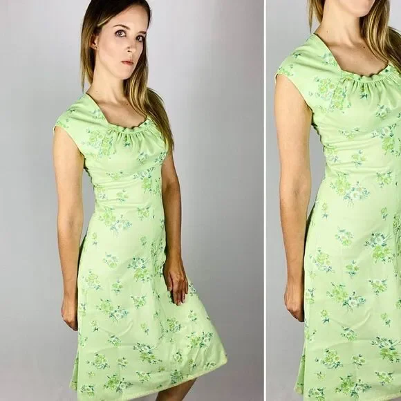 Vintage 70s 60s mint green floral short summer dress capped sleeves open back - Picture 2 of 8